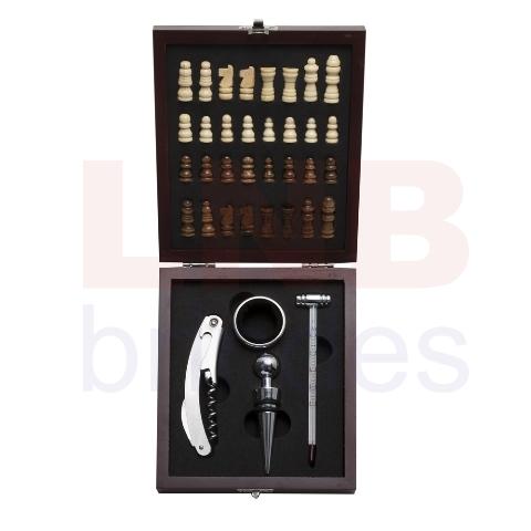 Kit-vinho-xadrez-com-4-pecas-118-1495827042lnb-brindes-site-canoas-presentes-leandro-carol